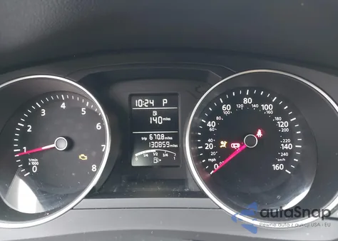 2017 Volkswagen Jetta 1.4T S z USA, uszkodzony, nr VIN 3VW2B7AJ6HM360463